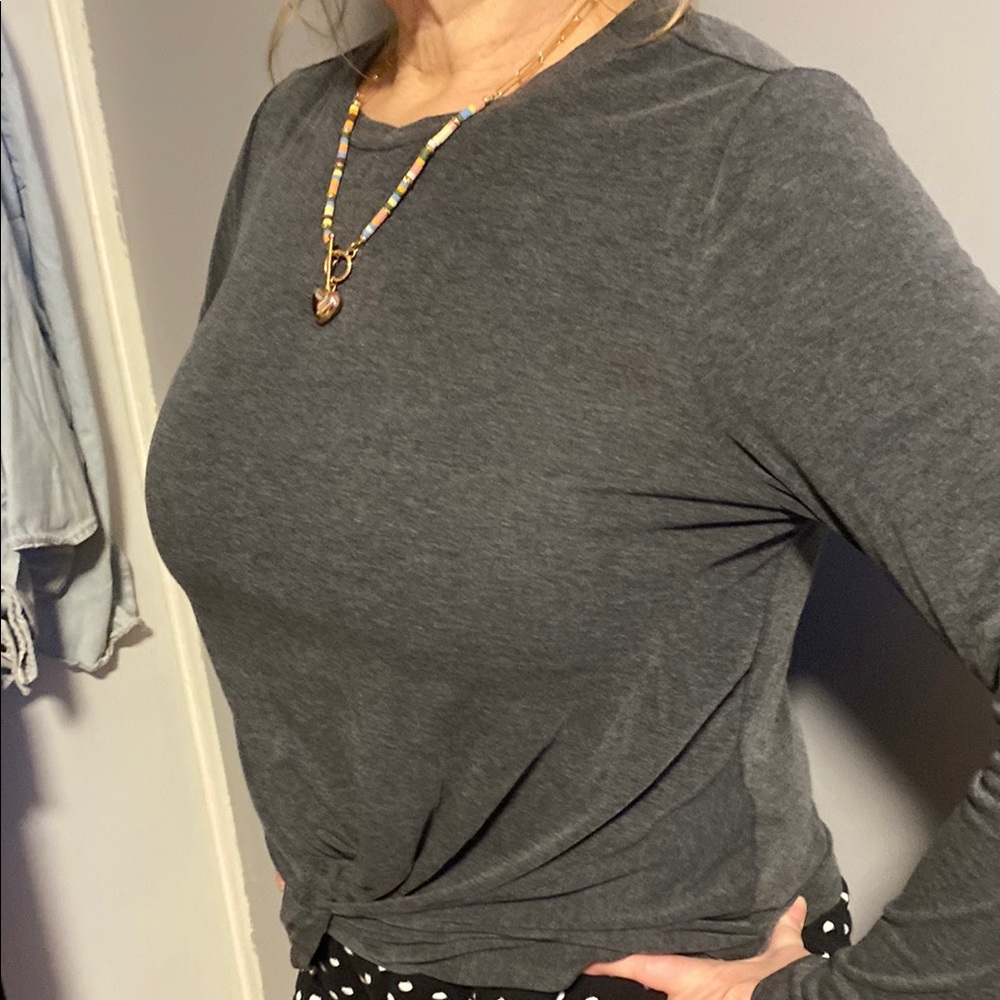 Fitted Gray Long Sleeve T-Shirt with Tie Front
